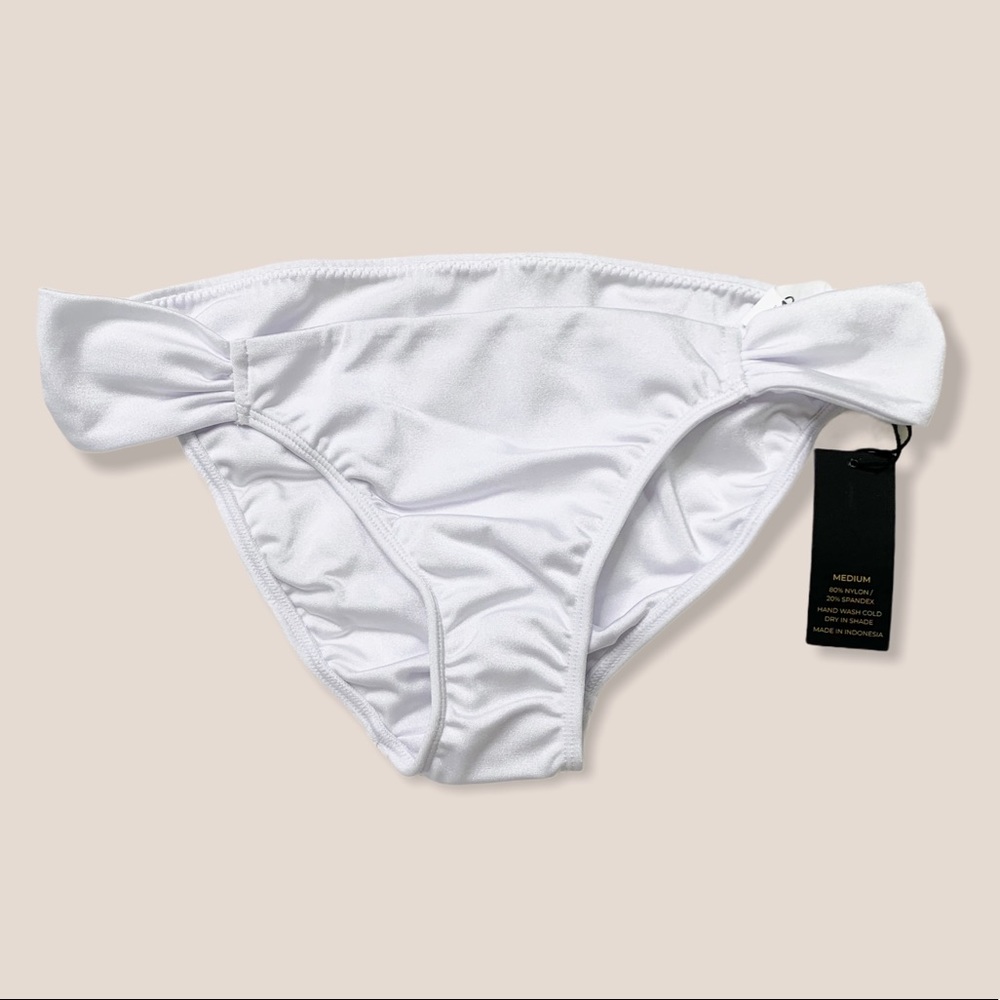 Joues de Sable Sophia Bikini Bottoms in Pearl